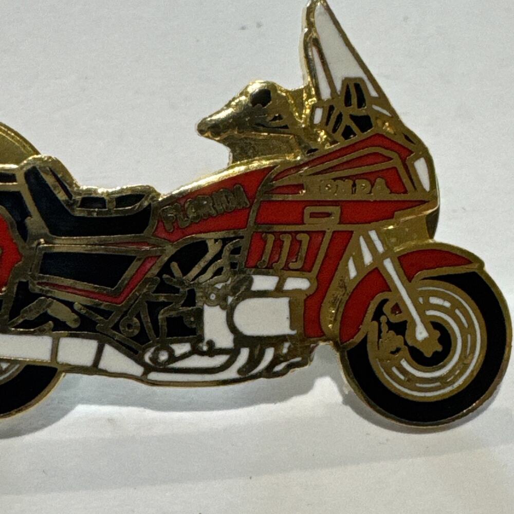 1985 Daytona Bike Week Florida Honda Lions Vest Jacket Lapel Hat Motorcycle Pin‎ - Picture 4 of 7